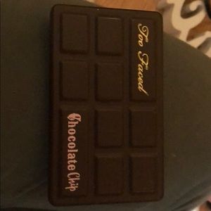 Too faced! Chocolate chip! Eyeshadow Pallet!